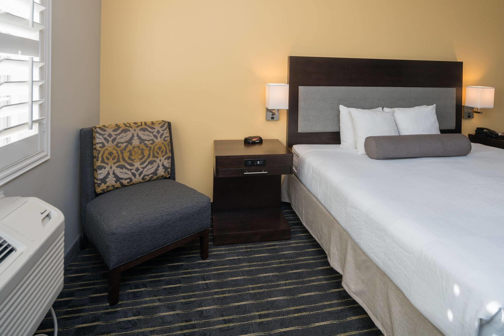 Hotel Aura Sfo Airport Free Shuttle San Bruno Luaran gambar